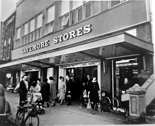 Savemore, George Street